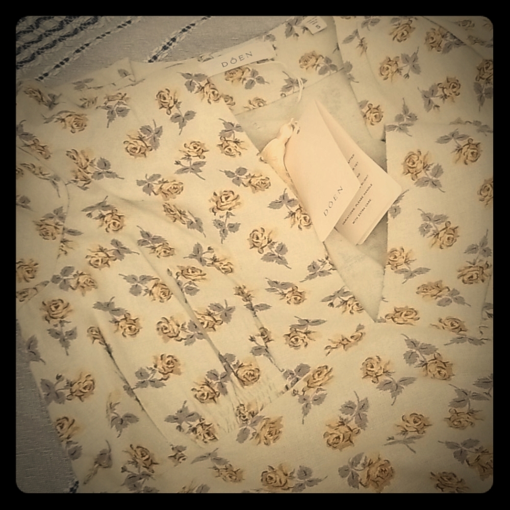 Doen Wisteria dress in yellow cottage garden NWT